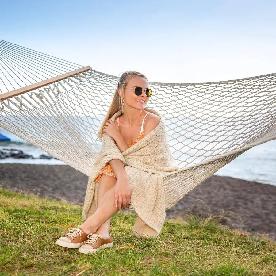 Traditional Rope Double Hammock With Hardwood Spreader Bar And Bag